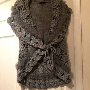 Sleeveless Sweater (Gray)